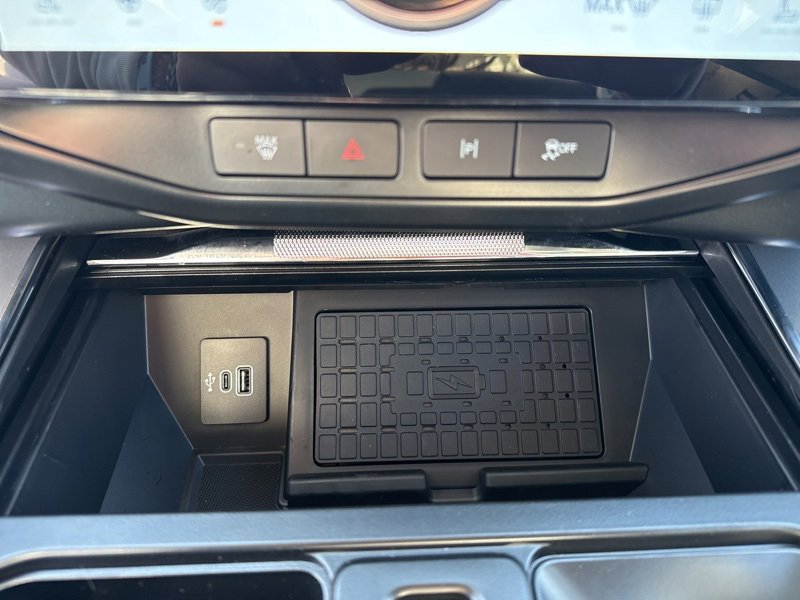 New 2025 Ford F150 Lightning Flash image 40