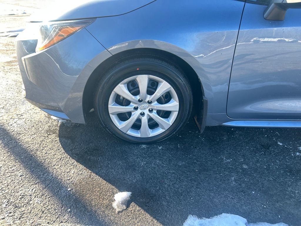 Certified 2024 Toyota Corolla LE image 28