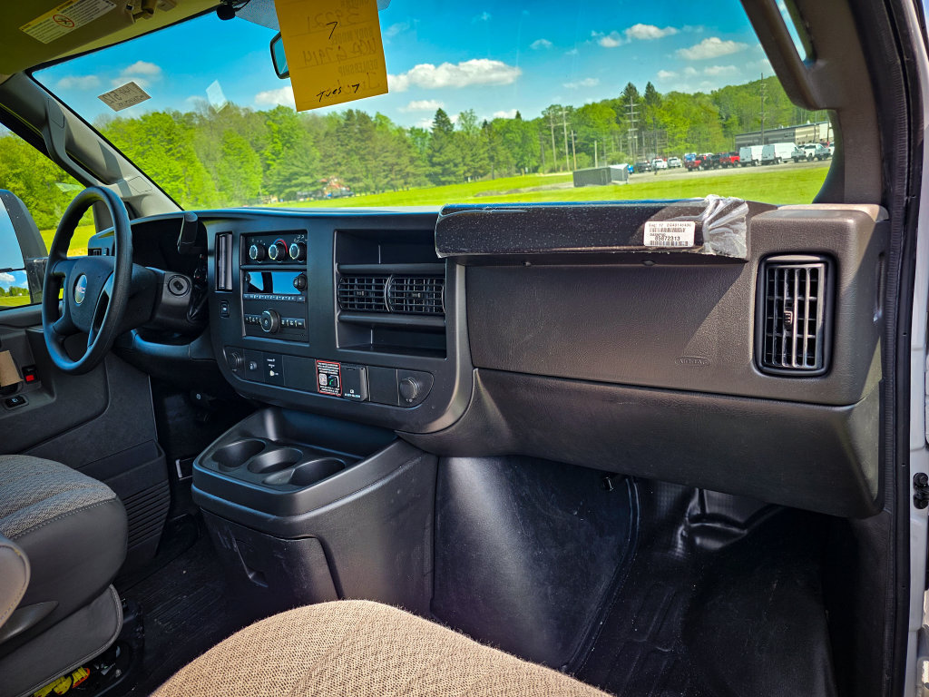 New 2026 GMC Savana 3500 w/ Power Convenience Package RWD image 27