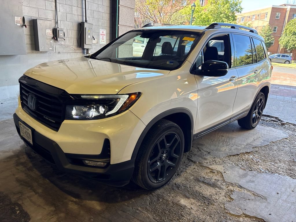 Used 2024 Honda Passport Black Edition image 7
