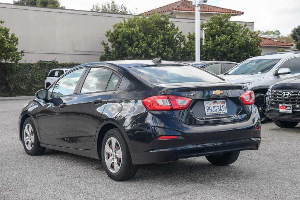 Used 2018 Chevrolet Cruze LS FWD image 6