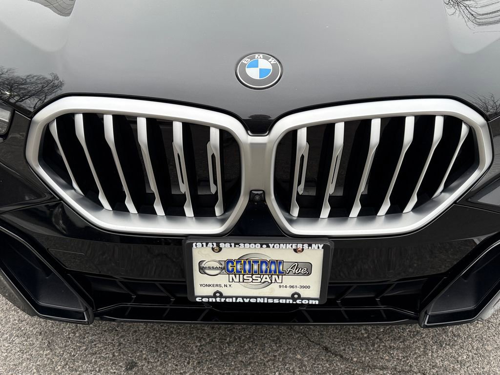 Used 2024 BMW X6 xDrive40i w/ Premium Package AWD/4WD image 38