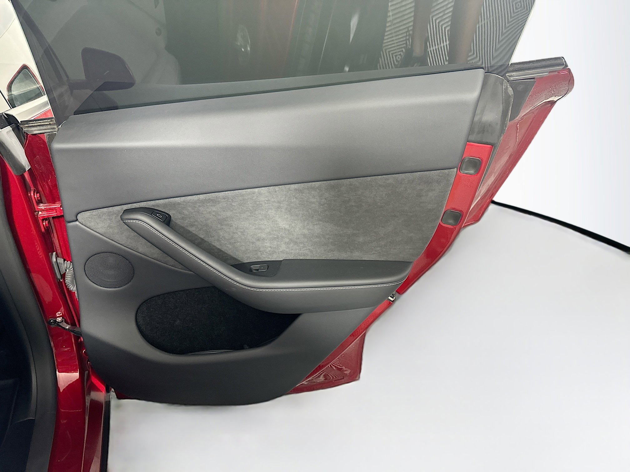 Used 2024 Tesla Model Y Long Range image 29