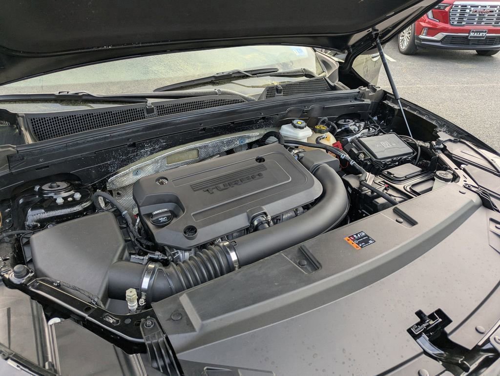 Used 2023 Buick Envision Essence w/ Sport Touring Package AWD/4WD image 28