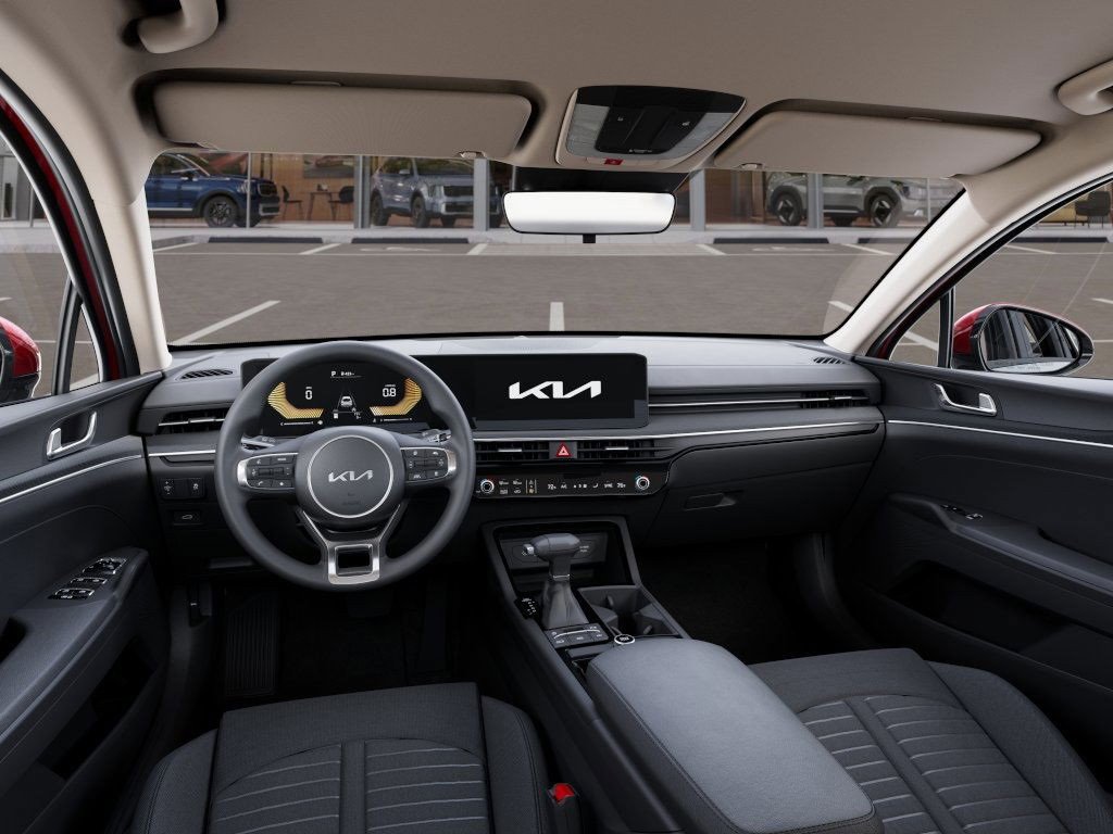 New 2025 Kia K5 LXS image 15