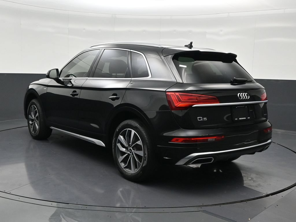 Used 2023 Audi Q5 2.0T Premium Plus w/ Premium Plus Package AWD/4WD image 3