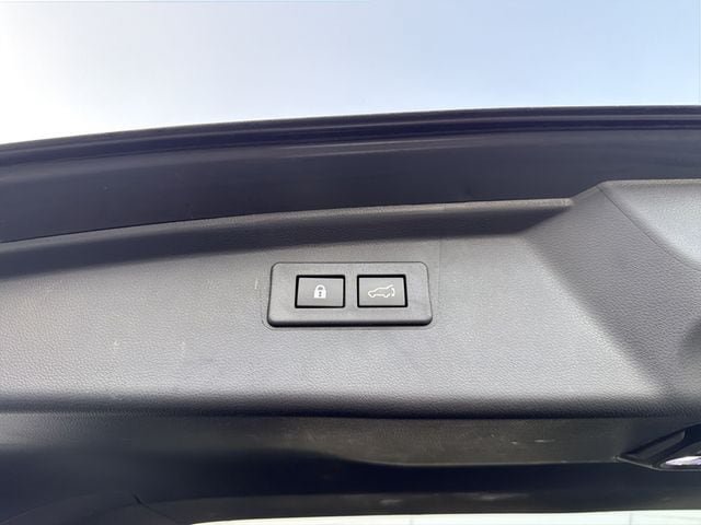 Certified 2023 Subaru Outback Onyx Edition AWD/4WD image 12