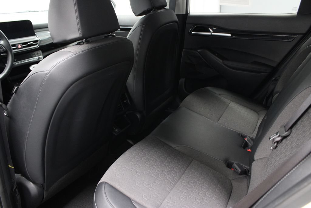 Used 2025 Kia Seltos S AWD/4WD image 20