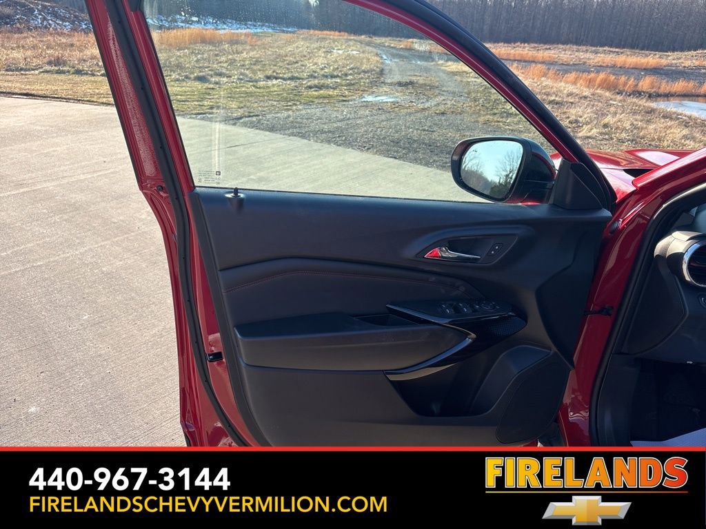New 2026 Chevrolet Trax RS w/ Sunroof Package image 13