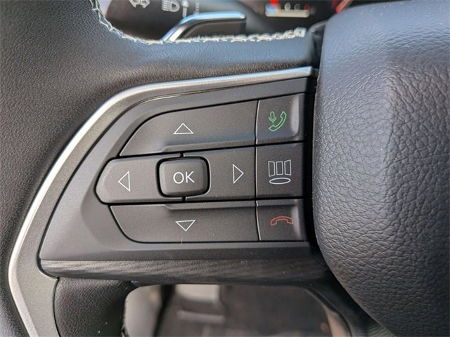 New 2025 Jeep Grand Cherokee Altitude image 19