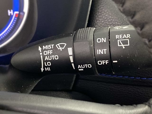 Used 2022 Toyota RAV4 XSE AWD/4WD image 15