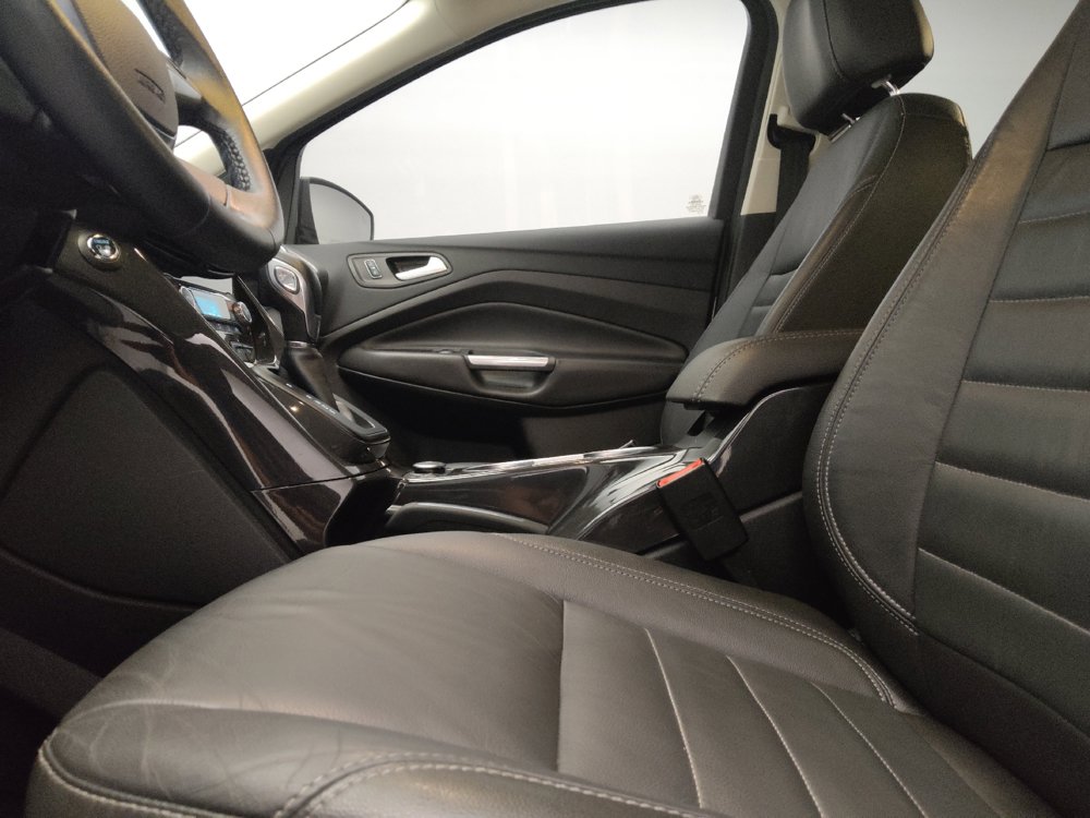 Used 2016 Ford Escape Titanium w/ Equipment Group 301A FWD image 17