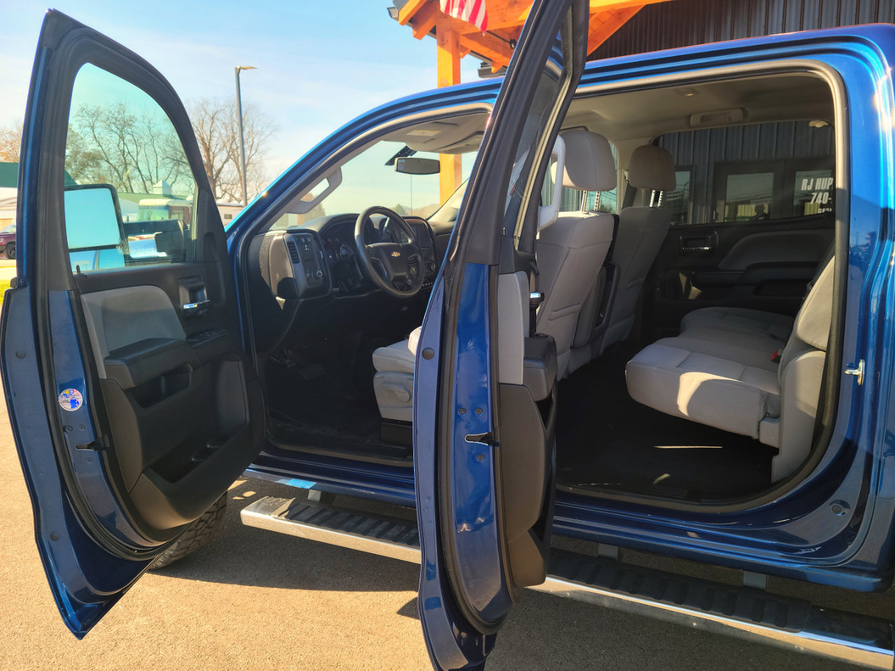Used 2019 Chevrolet Silverado 3500 W/T w/ WT Convenience Package image 7