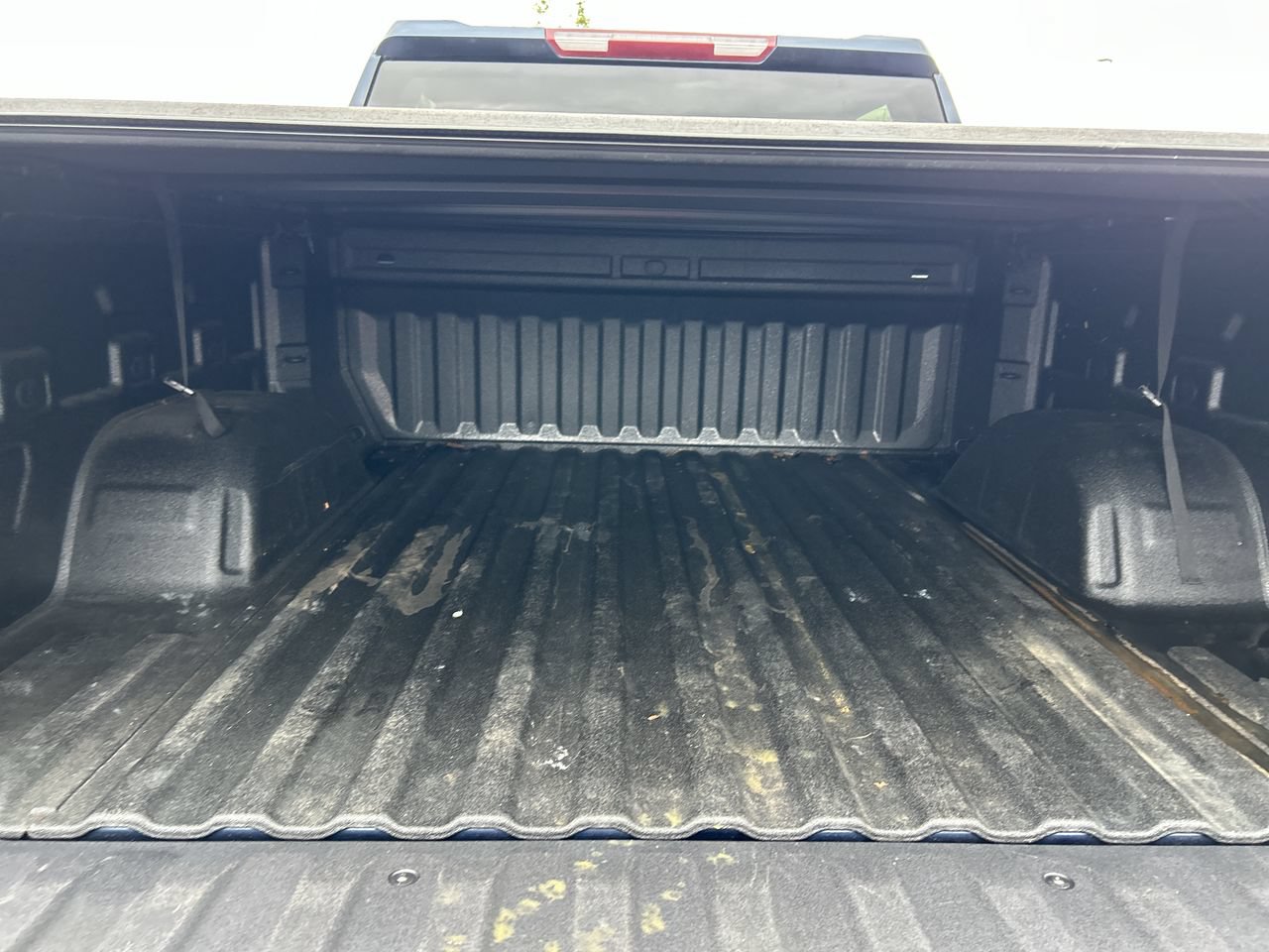 Used 2023 Chevrolet Silverado 1500 LT AWD/4WD image 9