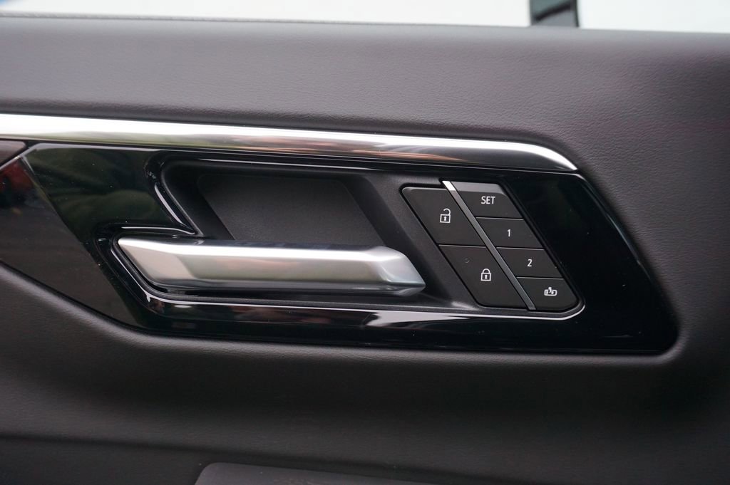 New 2026 Chevrolet Tahoe LT image 26