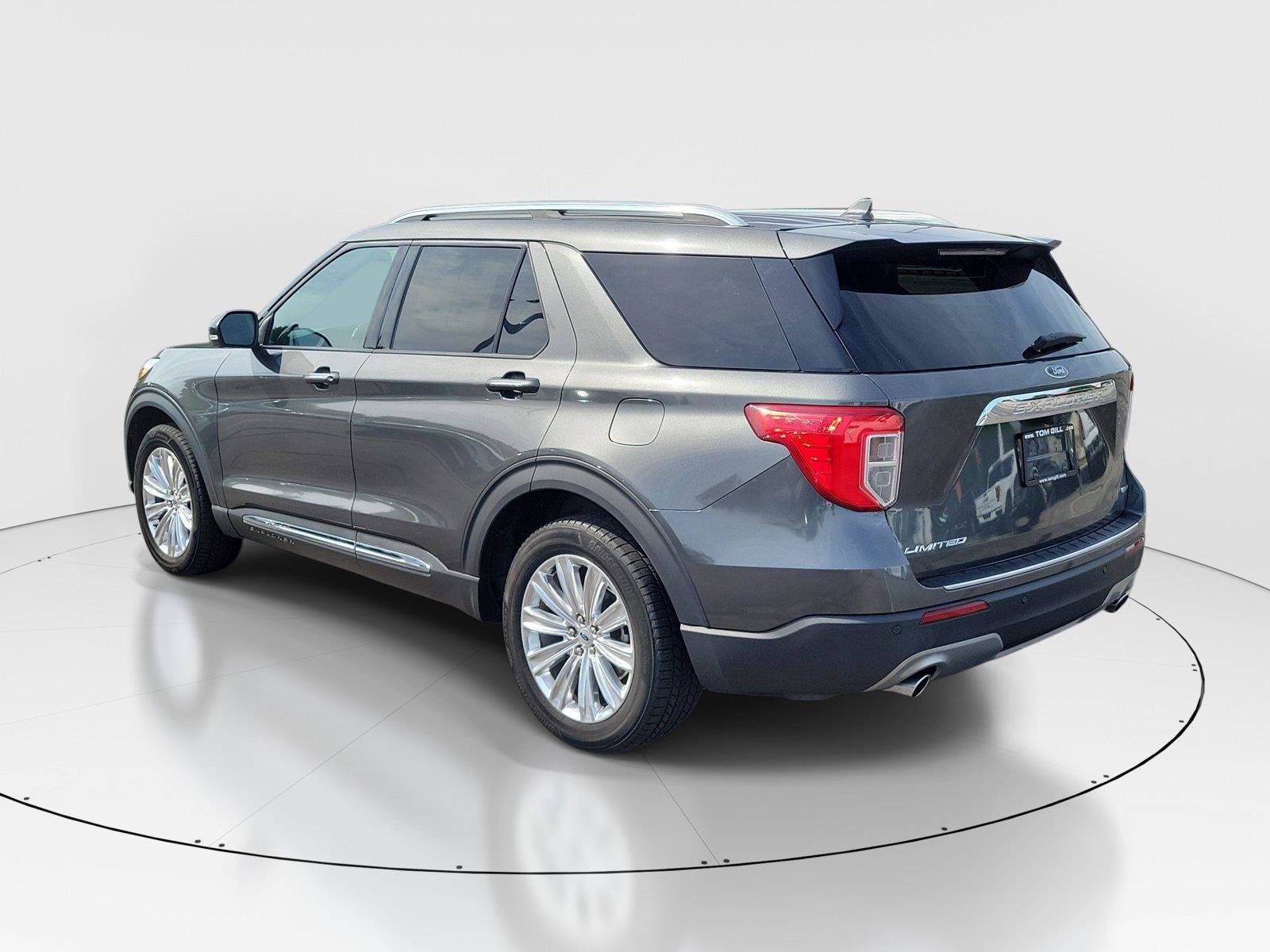 Used 2020 Ford Explorer Limited AWD/4WD image 3