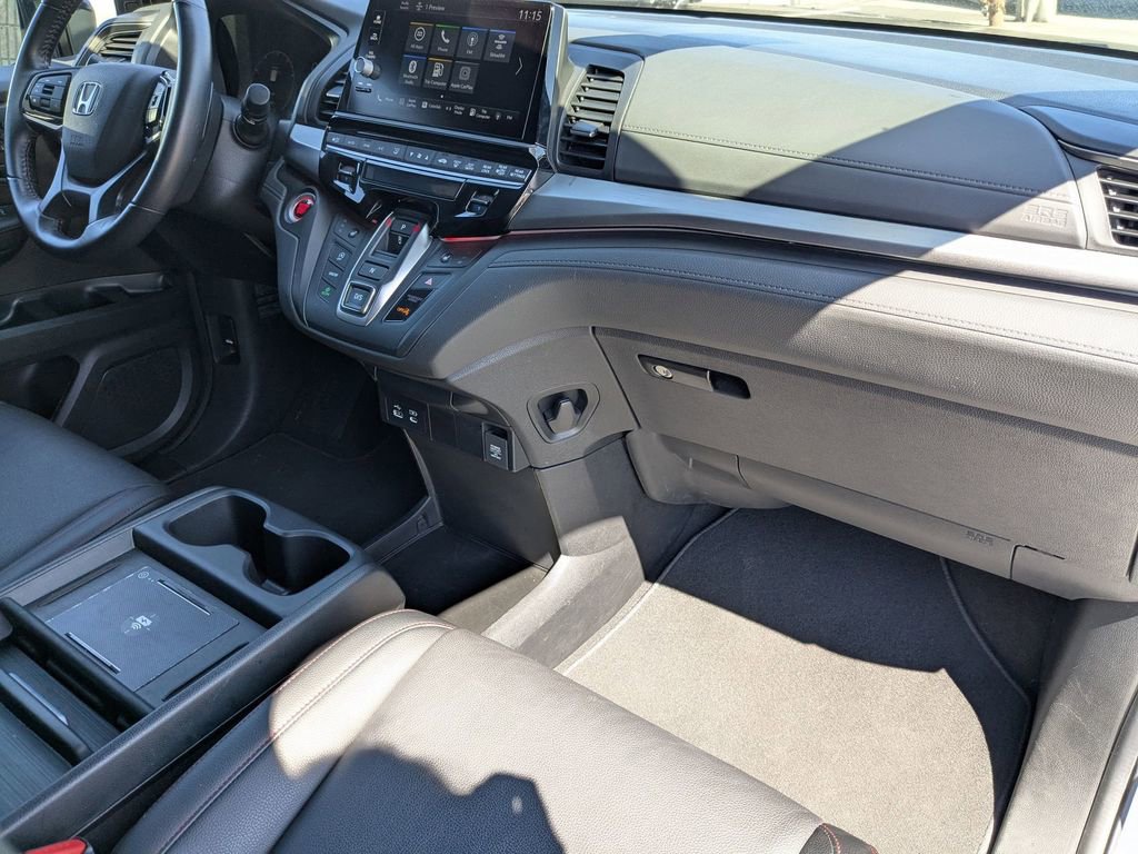 Used 2025 Honda Odyssey Sport-L image 32
