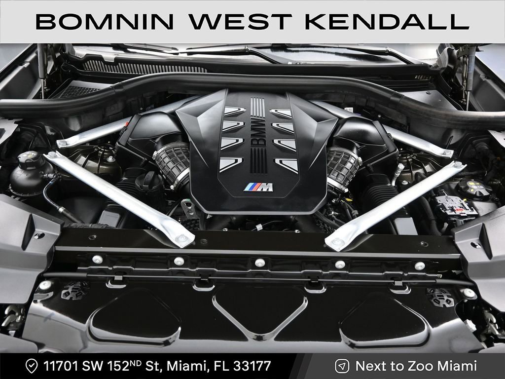 Used 2025 BMW X5 M60i image 11