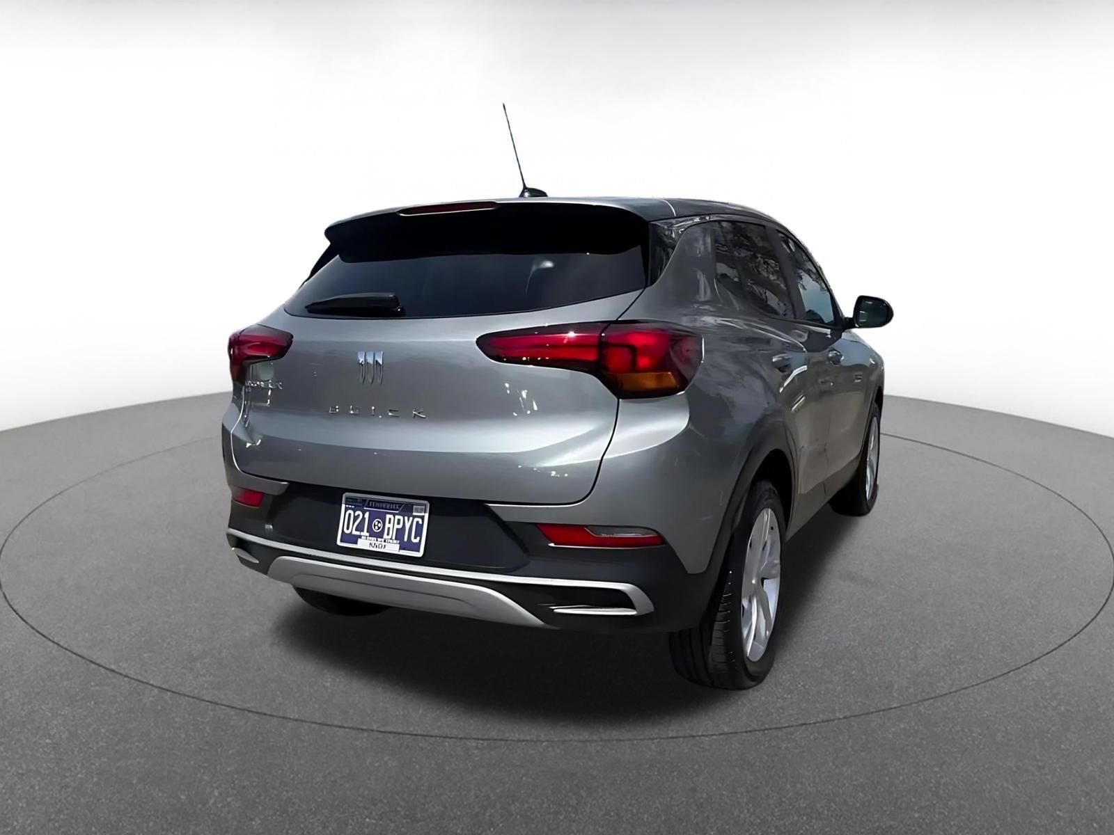 Used 2025 Buick Encore GX Preferred AWD/4WD image 14