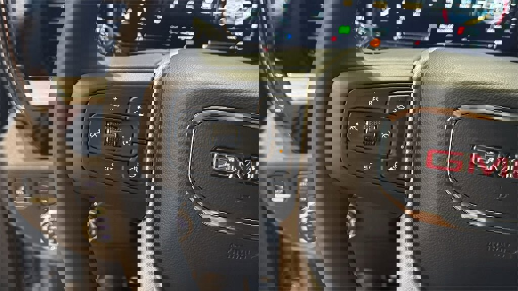 New 2026 GMC Sierra 3500 SLT w/ SLT Premium Package image 32