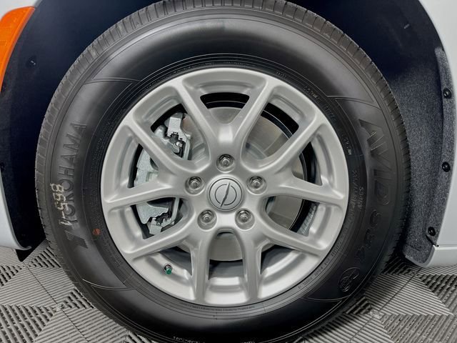 New 2026 Chrysler Pacifica Select image 11