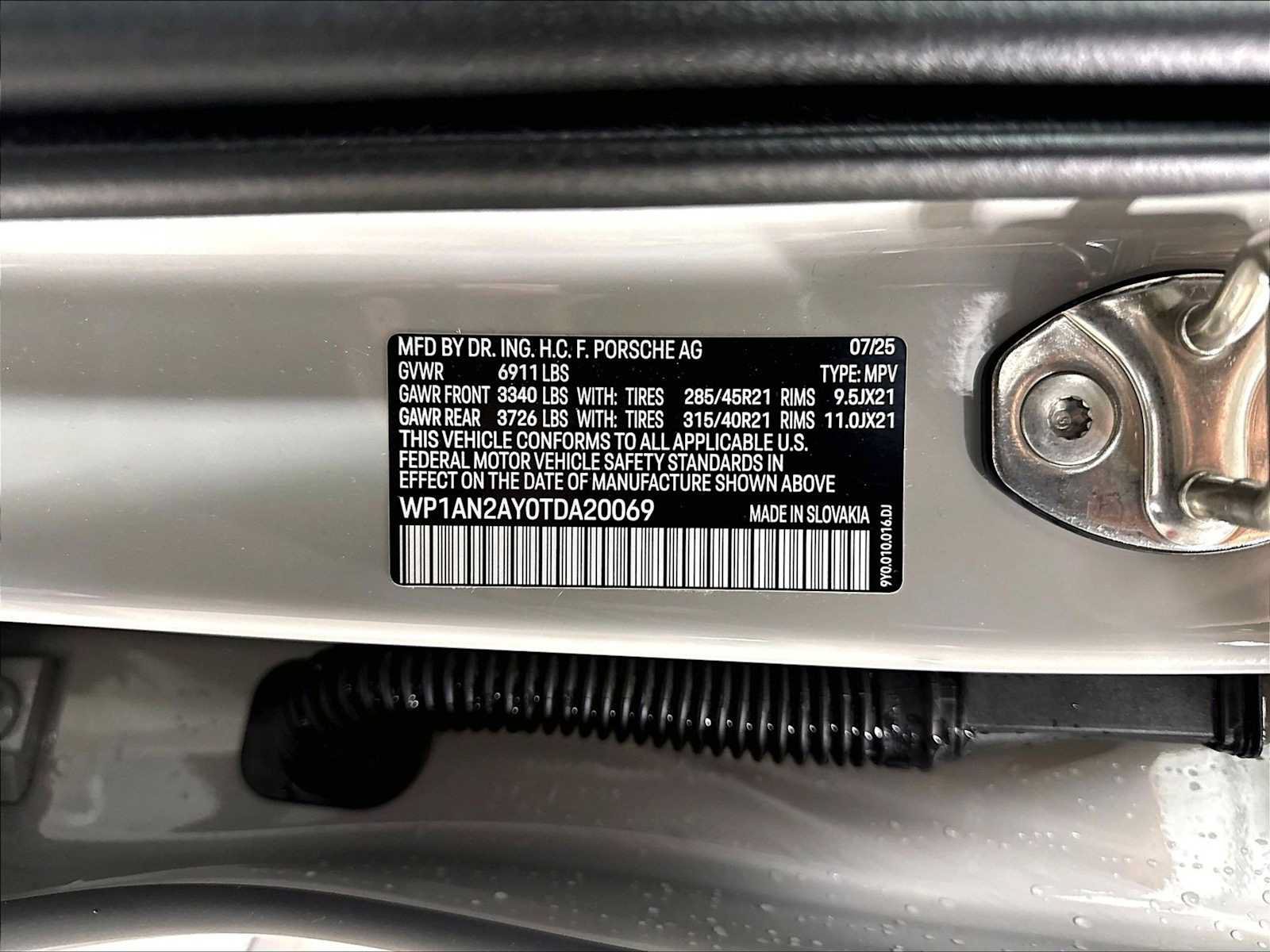 Used 2026 Porsche Cayenne S AWD/4WD image 36