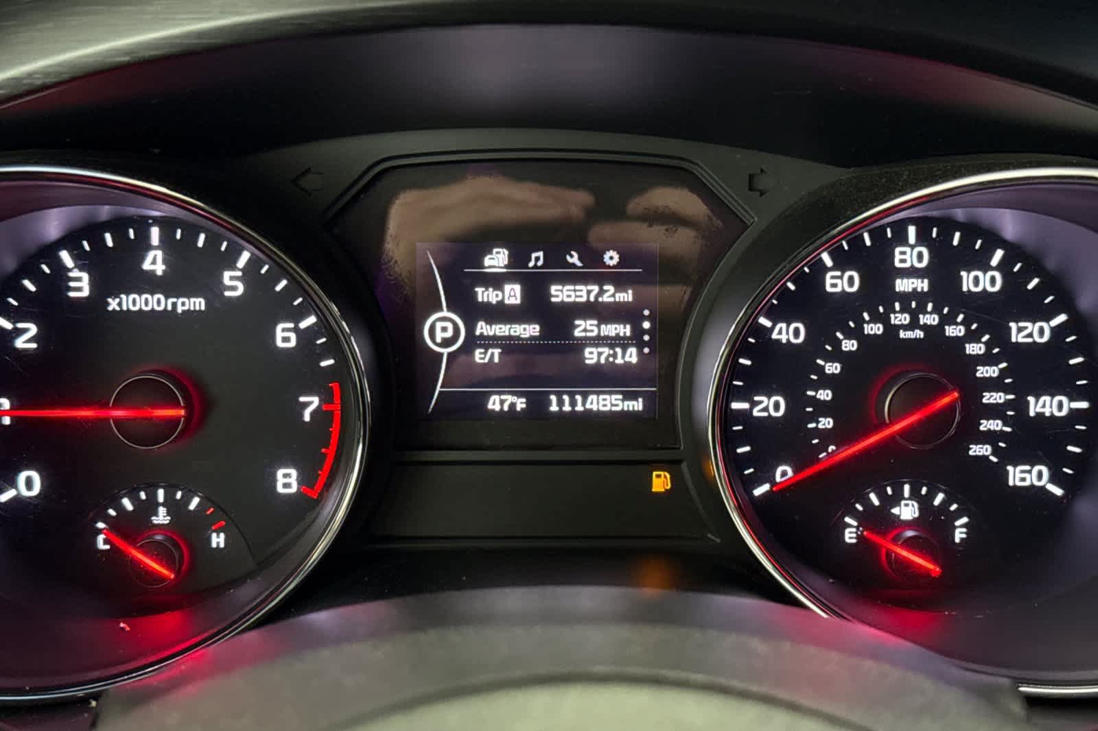 Used 2017 Kia Sedona LX w/ LX Essentials Premium Package FWD image 29