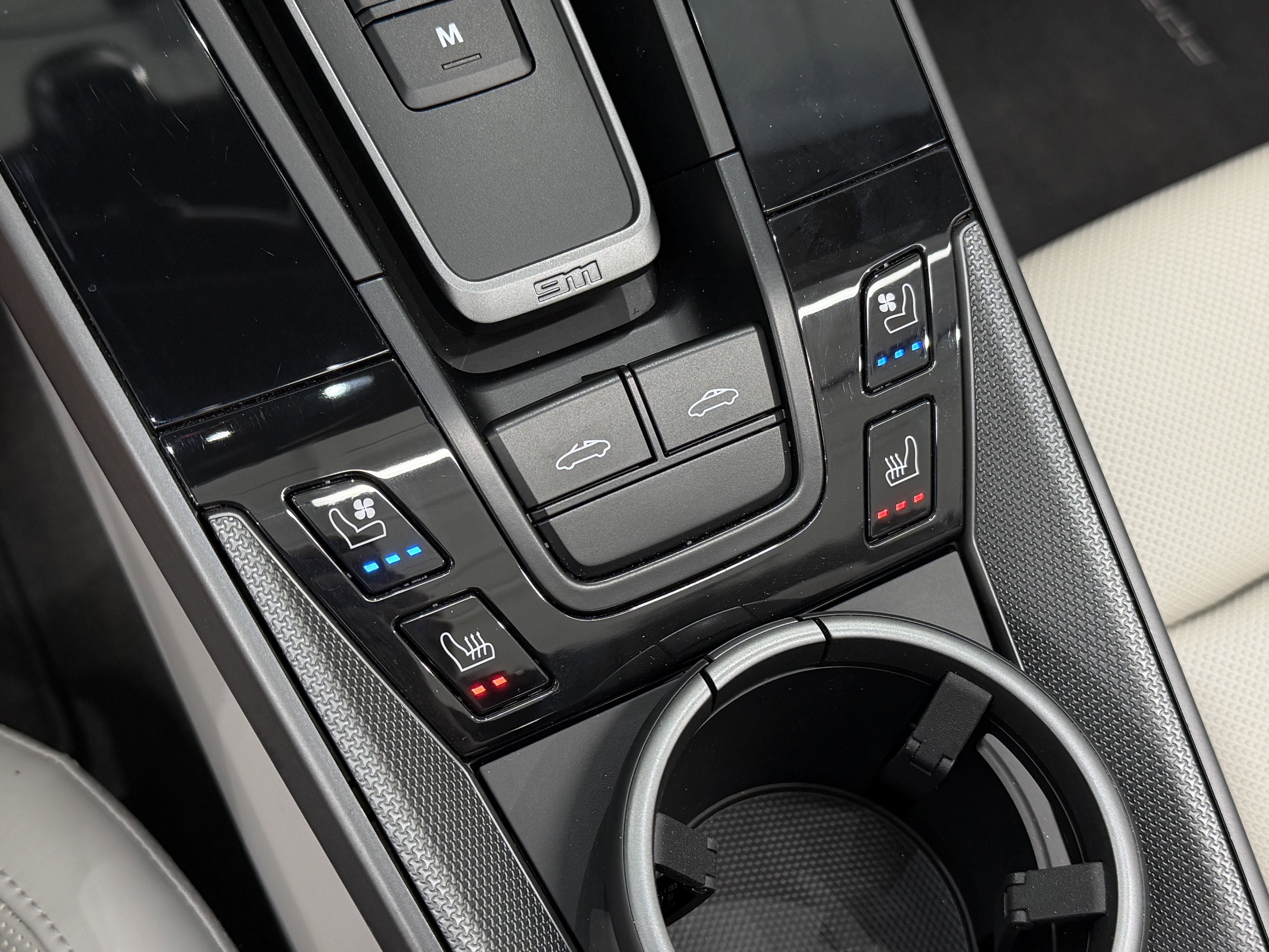 Certified 2022 Porsche 911 Targa 4S image 34