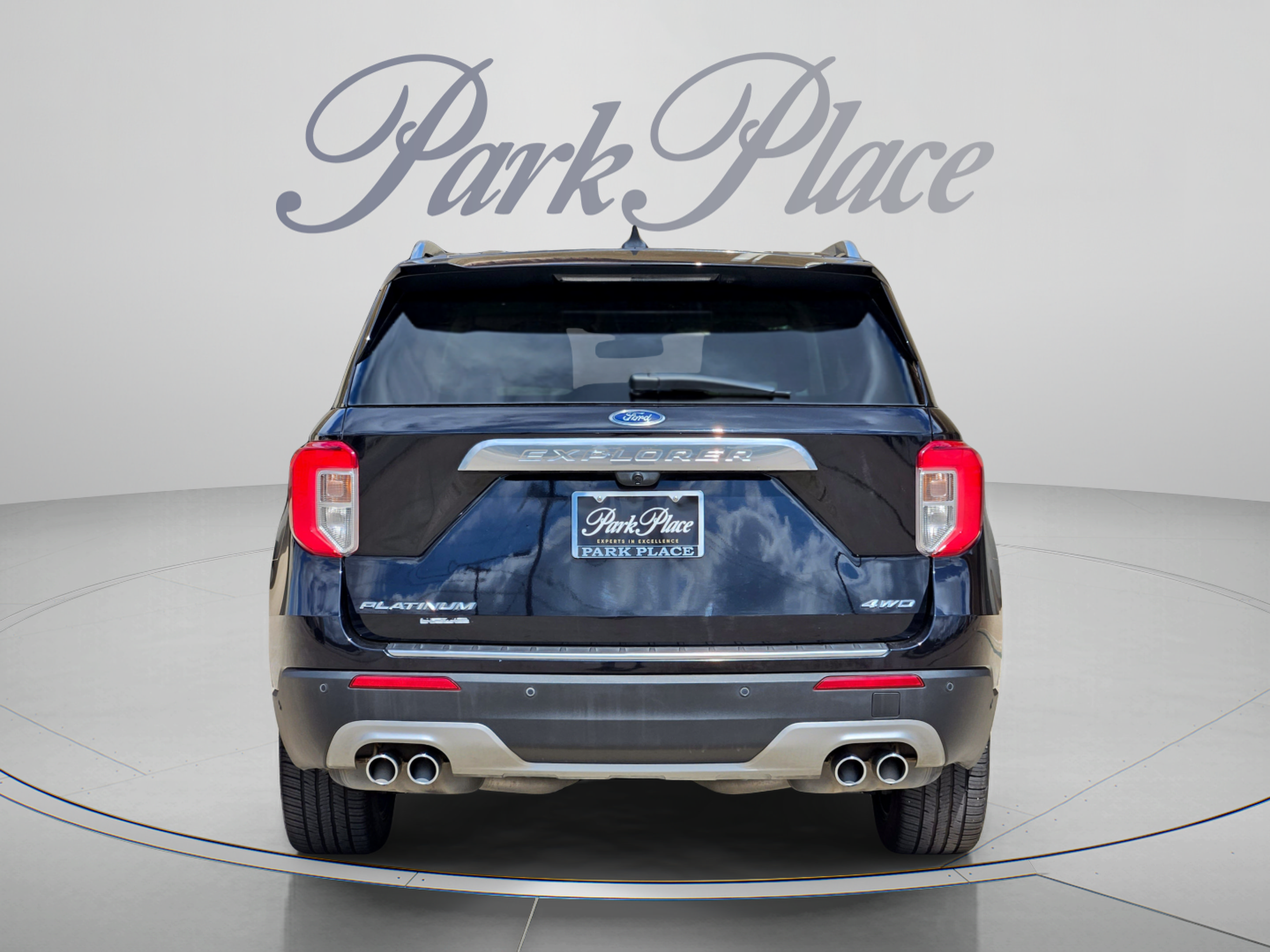 Used 2022 Ford Explorer Platinum w/ Equipment Group 601A AWD/4WD image 4