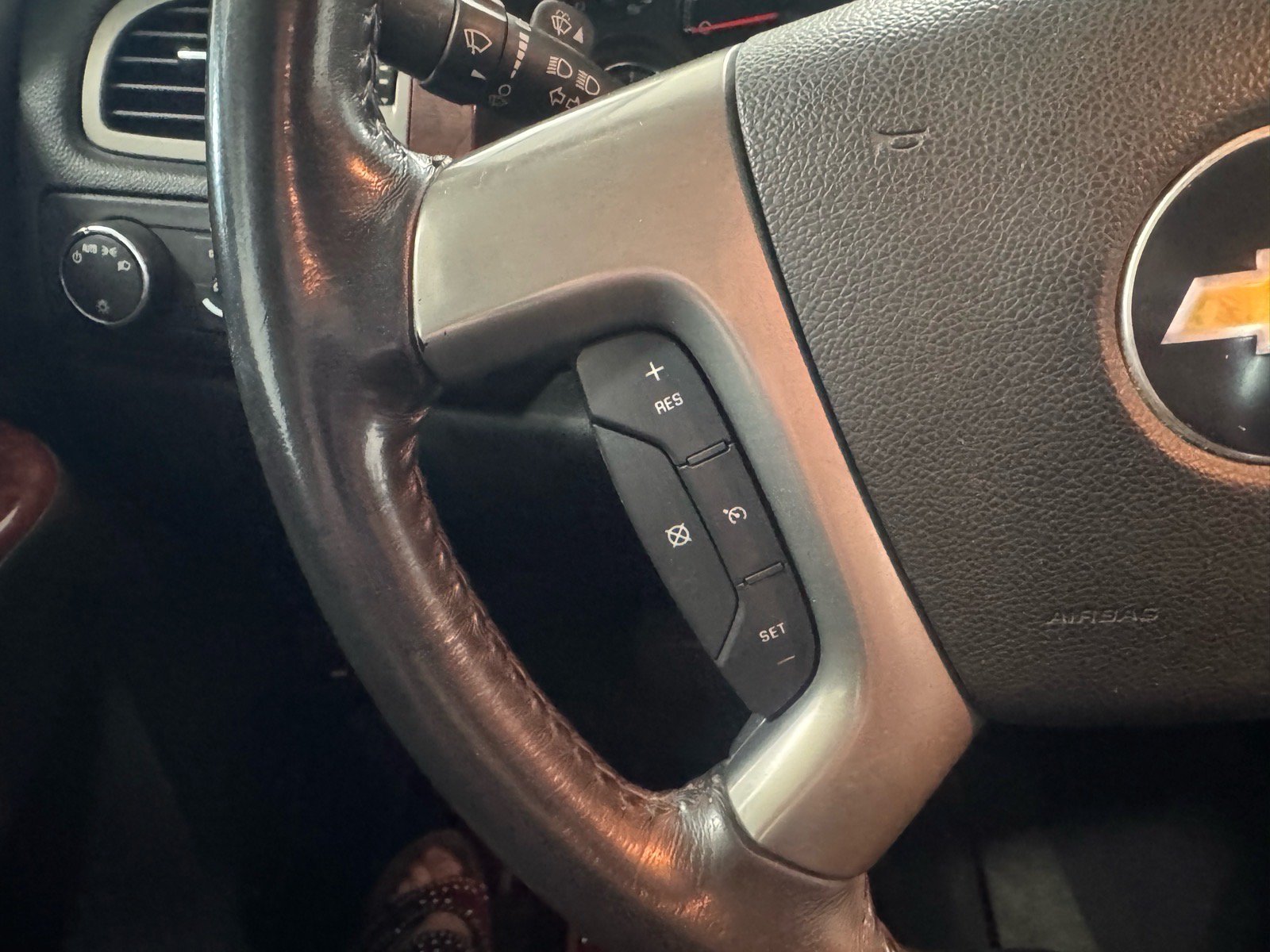 Used 2011 Chevrolet Avalanche LS w/ Convenience Package AWD/4WD image 19