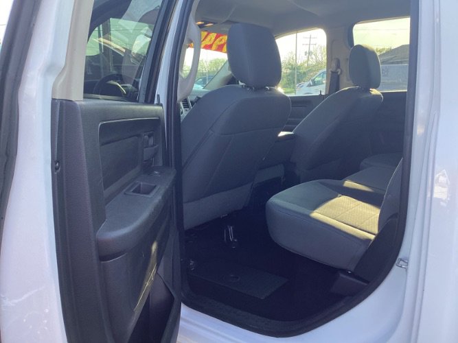 Used 2014 RAM 1500 Express image 6