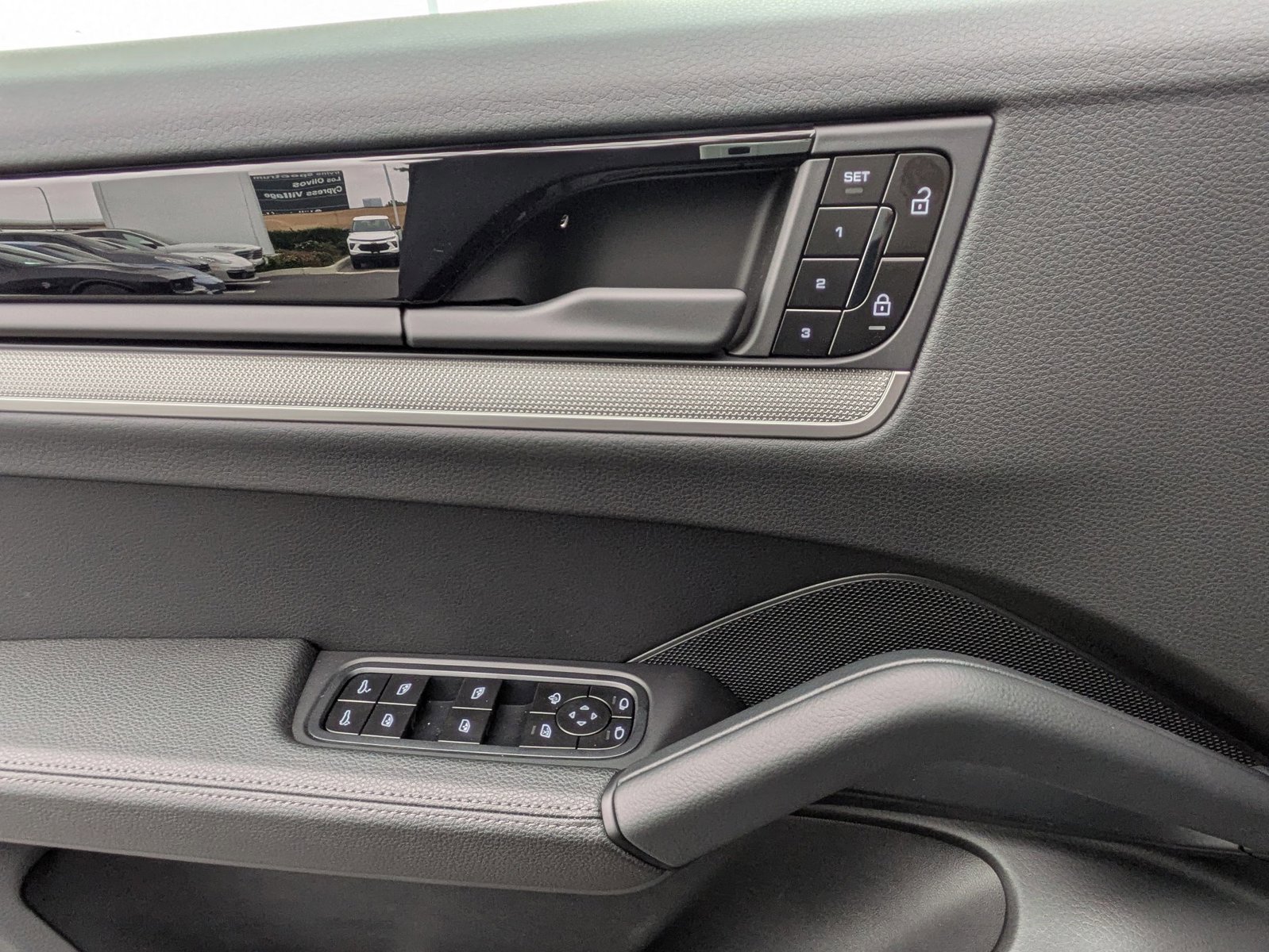 New 2025 Porsche Cayenne S image 13