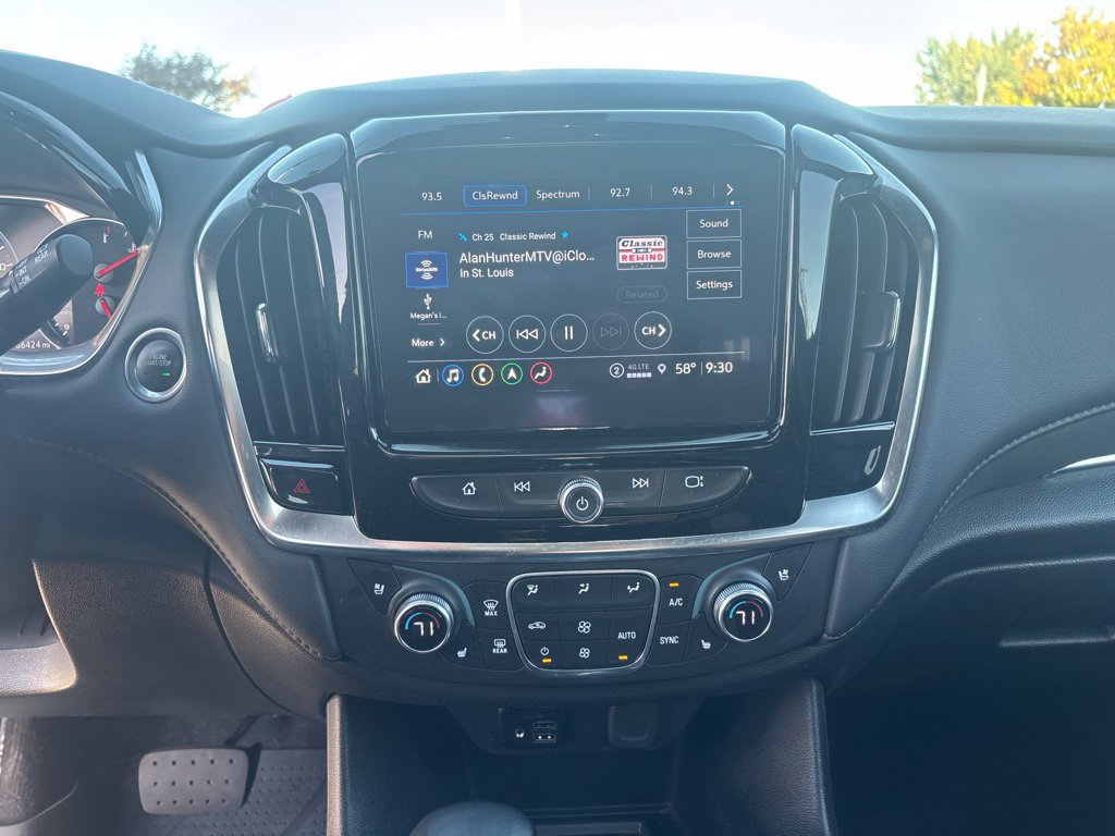 Used 2024 Chevrolet Traverse High Country AWD/4WD image 17