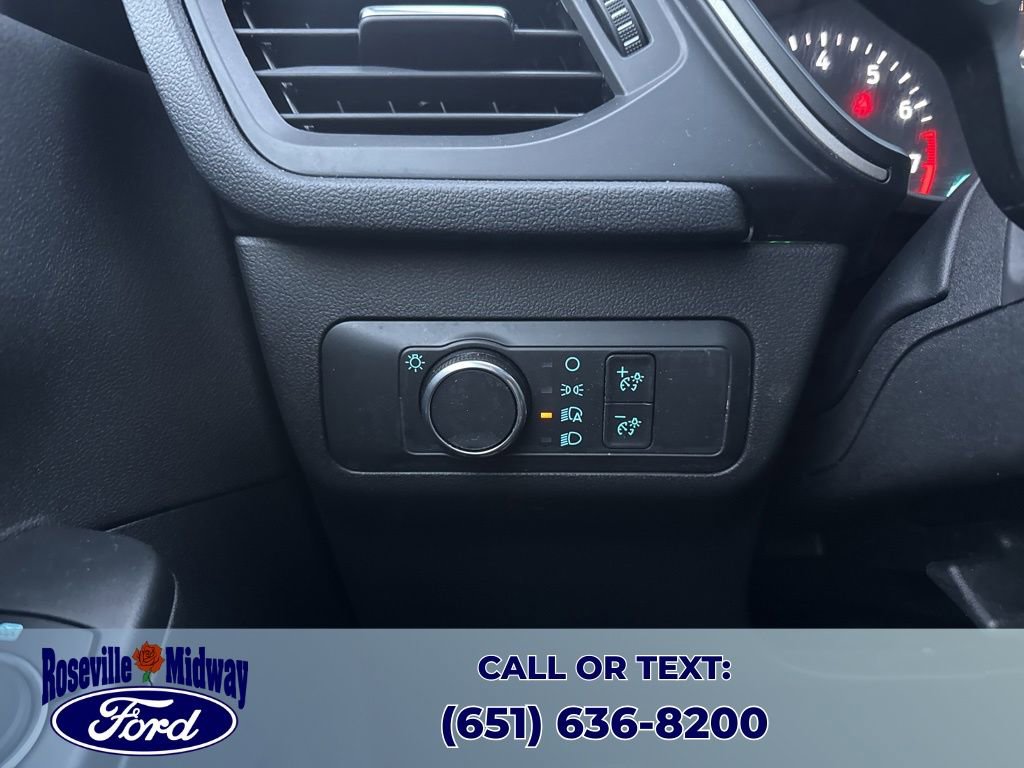 Used 2022 Ford Escape SE w/ Cold Weather Package image 24