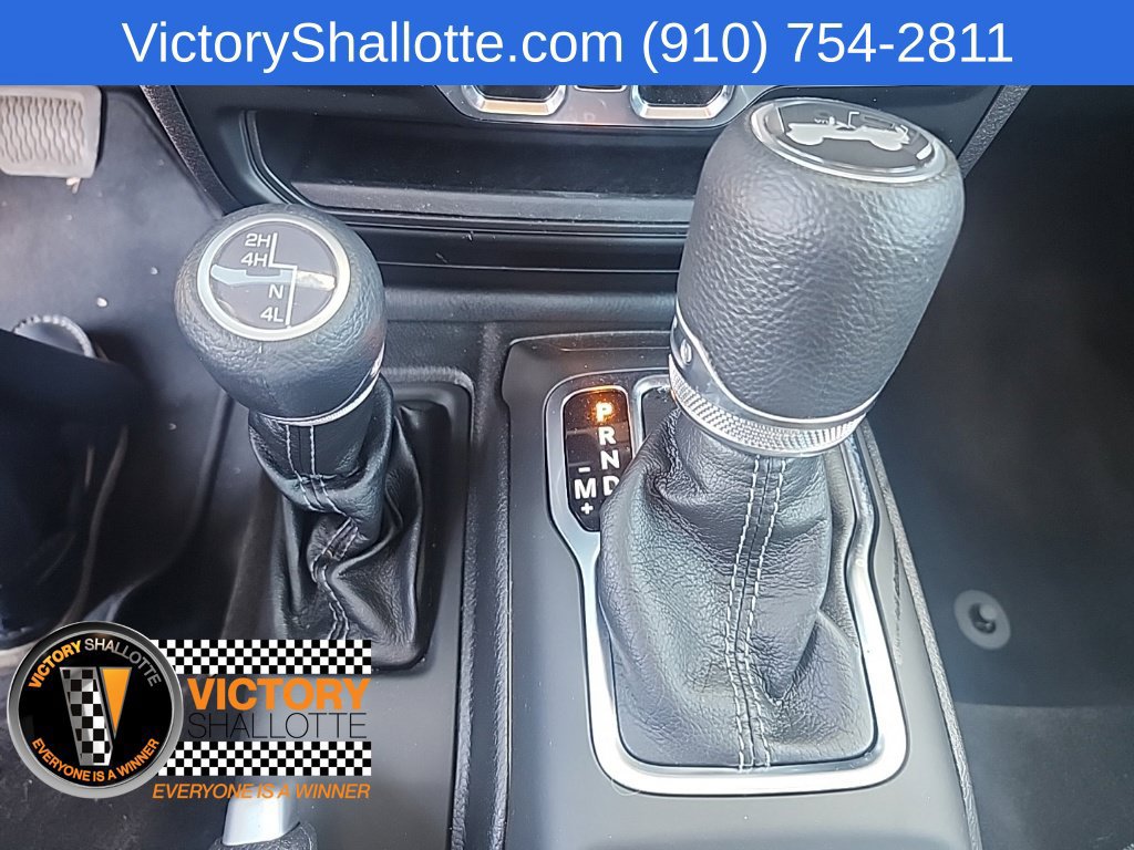 Used 2025 Jeep Wrangler Unlimited Sport AWD/4WD image 5