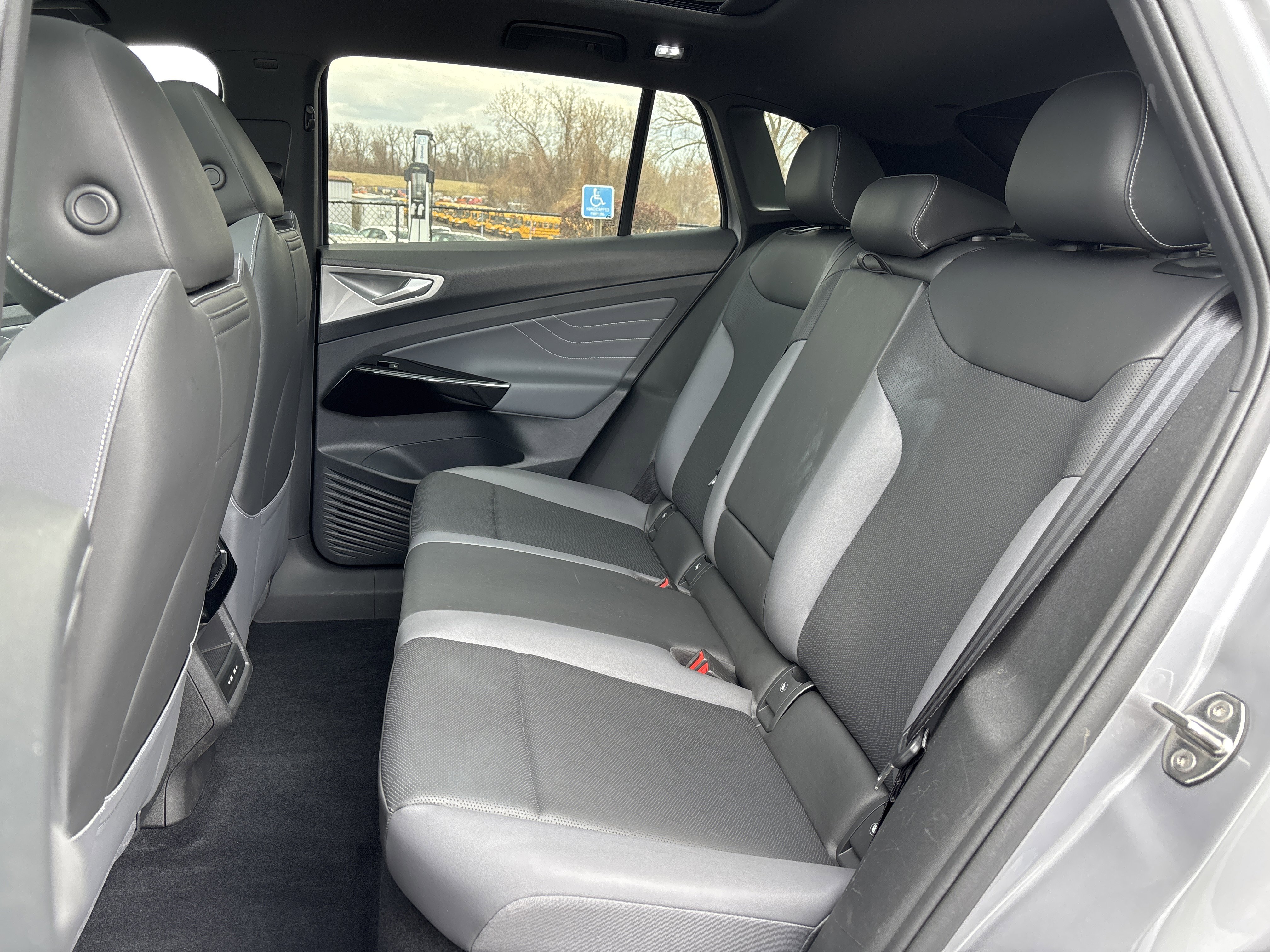 Used 2023 Volkswagen ID.4 S image 22