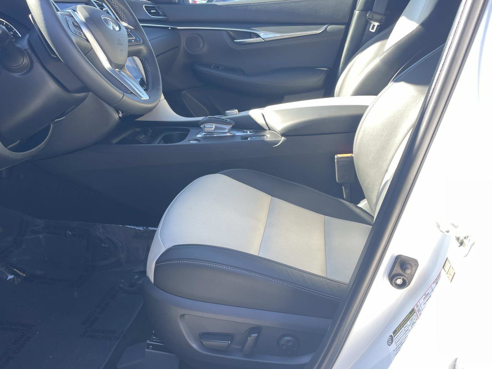 Certified 2025 INFINITI QX55 Luxe w/ Cargo Package image 14