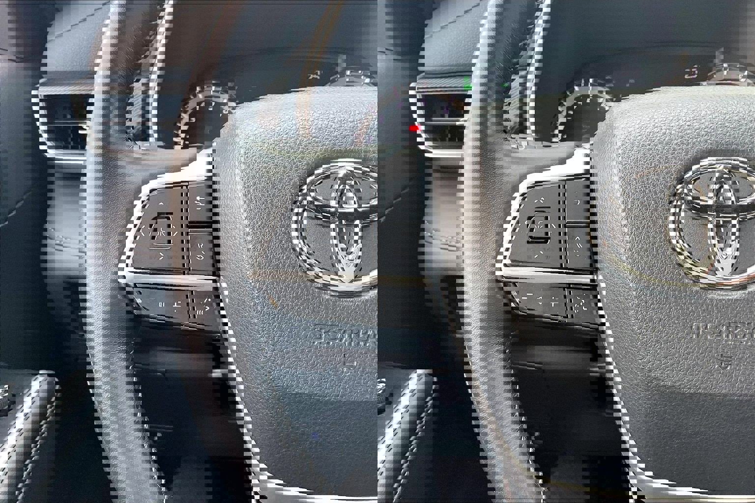 Used 2022 Toyota Highlander XSE image 23