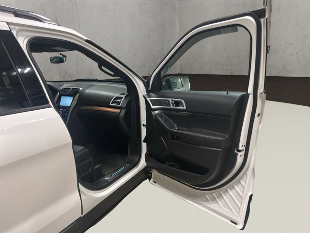 Used 2015 Ford Explorer Sport w/ Equipment Group 401A image 18