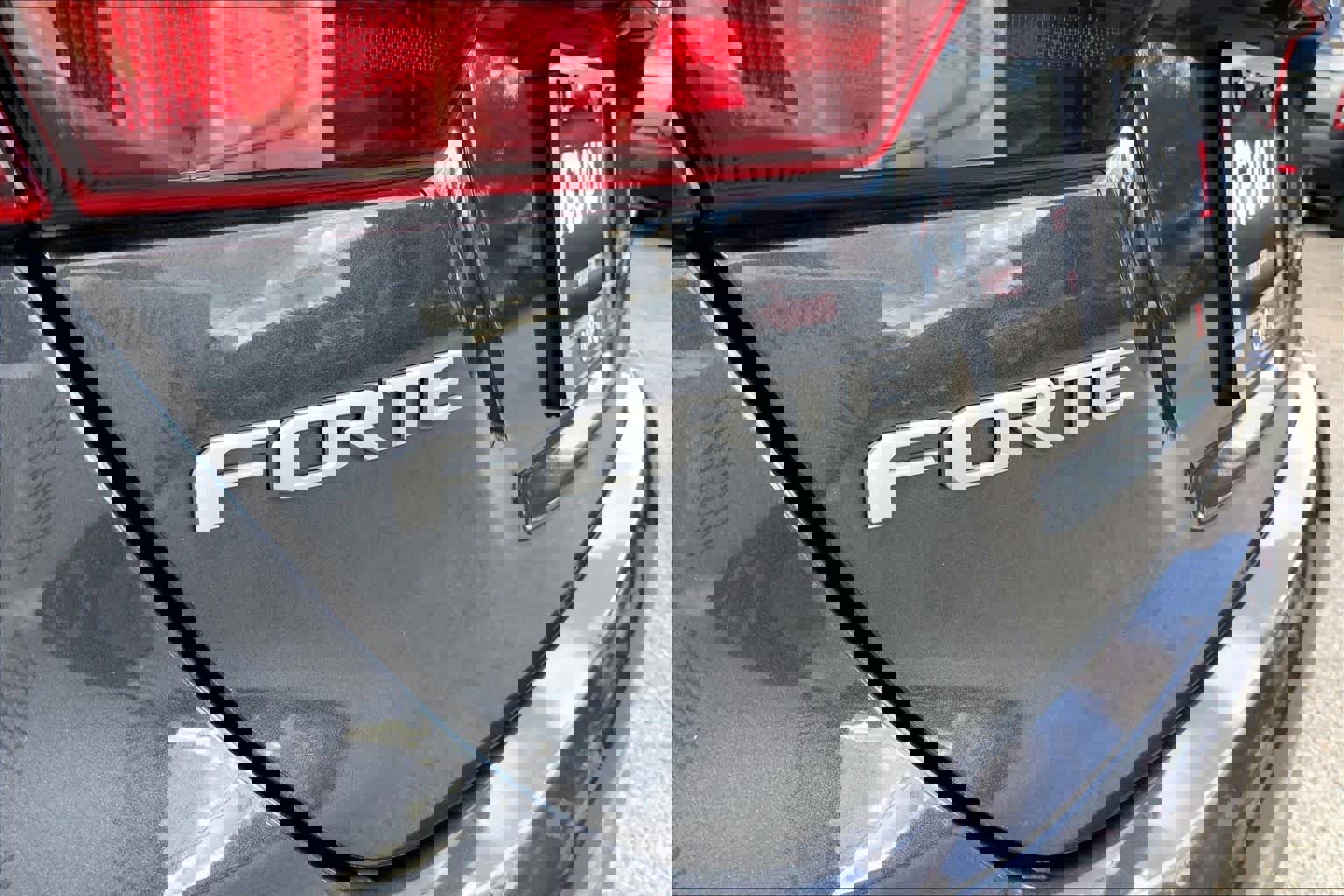 Certified 2024 Kia Forte LXS image 30