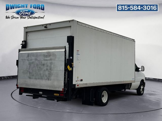 Used 2024 Ford E-350 and Econoline 350 Super Duty image 5