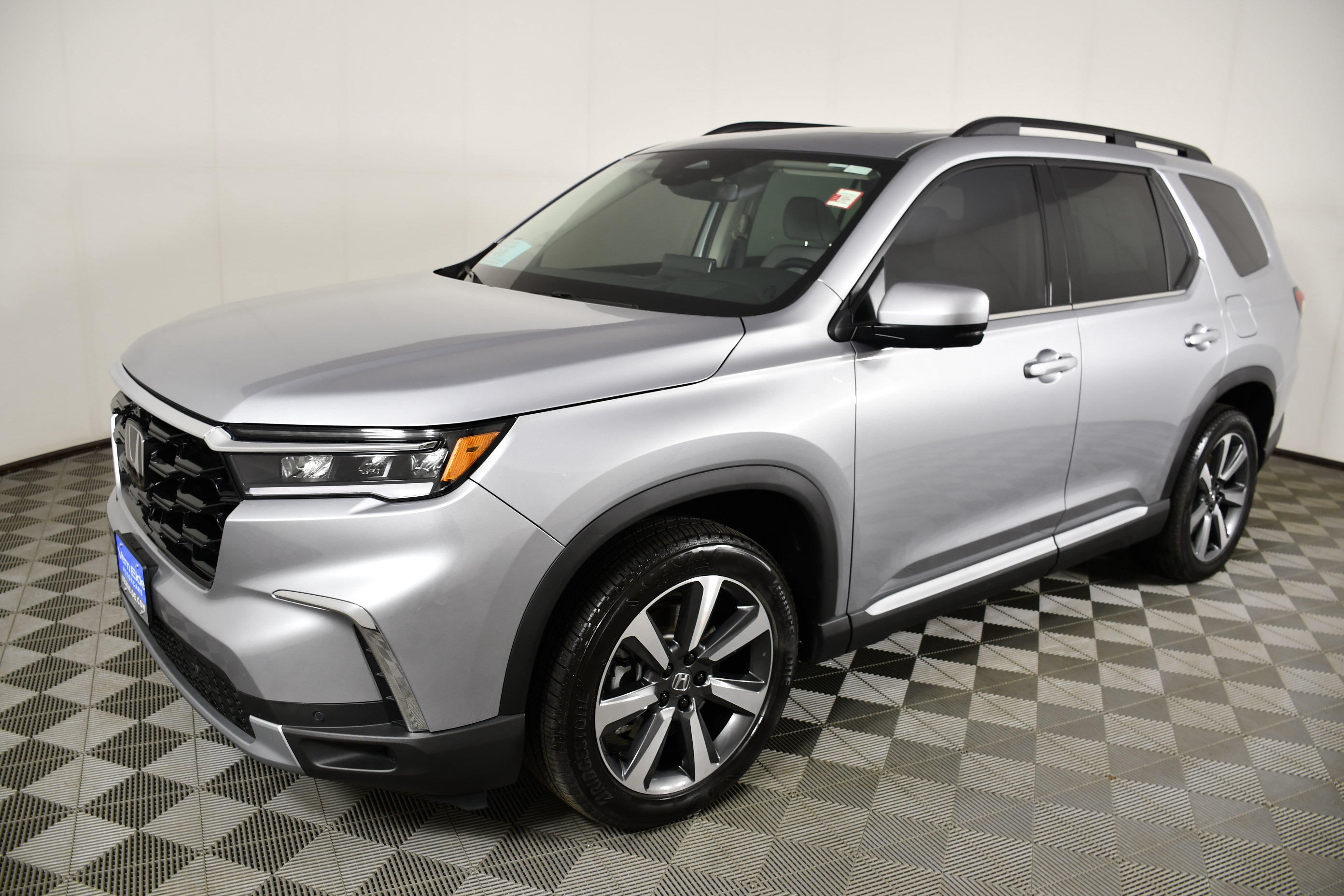 Certified 2025 Honda Pilot Elite image 10