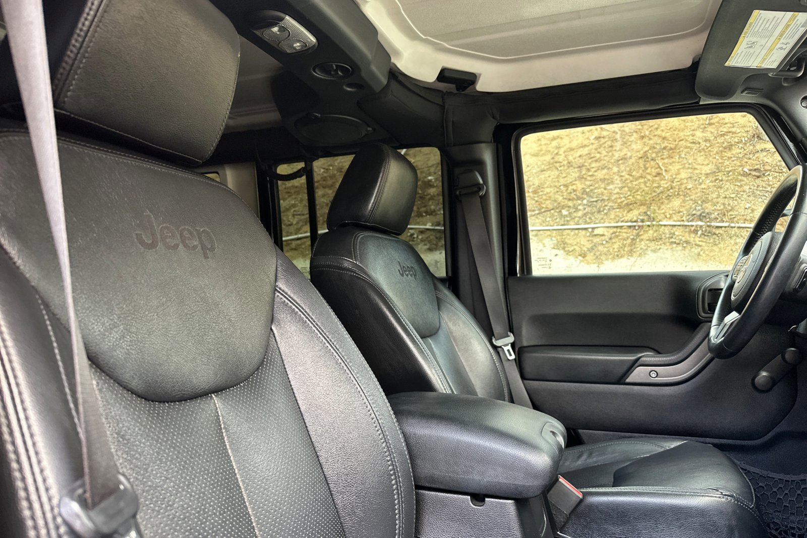 Used 2014 Jeep Wrangler Unlimited Sport image 17