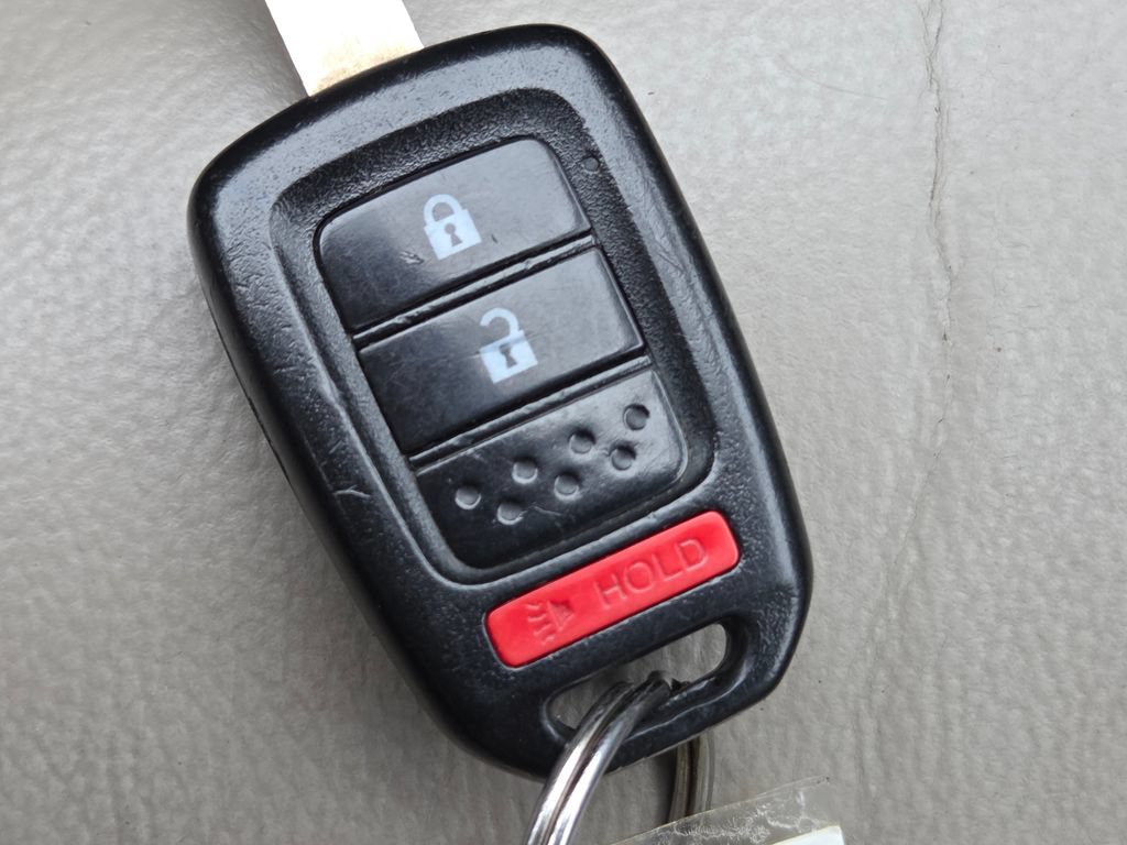 Used 2014 Honda CR-V EX-L image 36