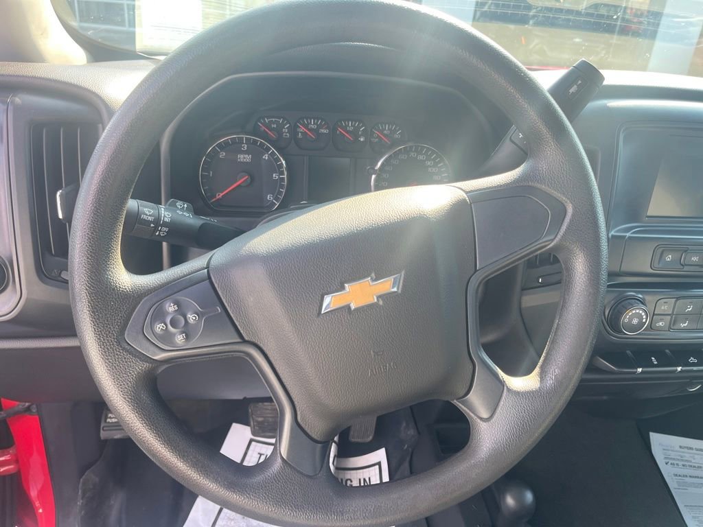 Used 2018 Chevrolet Silverado 1500 Custom w/ Custom Value Package image 12