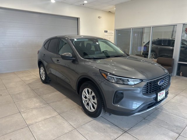 Used 2025 Ford Escape Active image 3