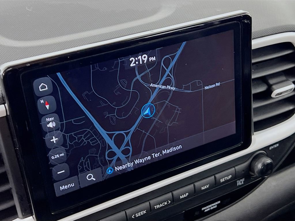 Certified 2023 Hyundai Venue Limited w/ Cargo Package FWD image 12