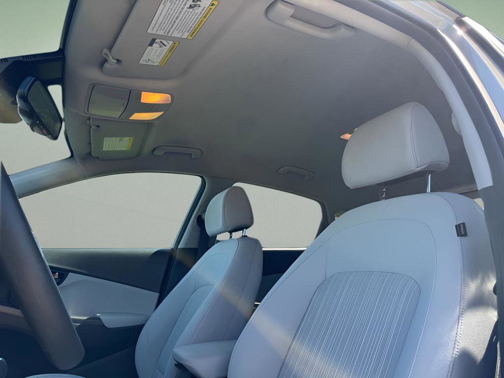 Used 2023 Hyundai Kona SEL image 19