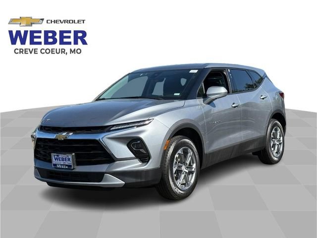 Used 2025 Chevrolet Blazer LT AWD/4WD image 1
