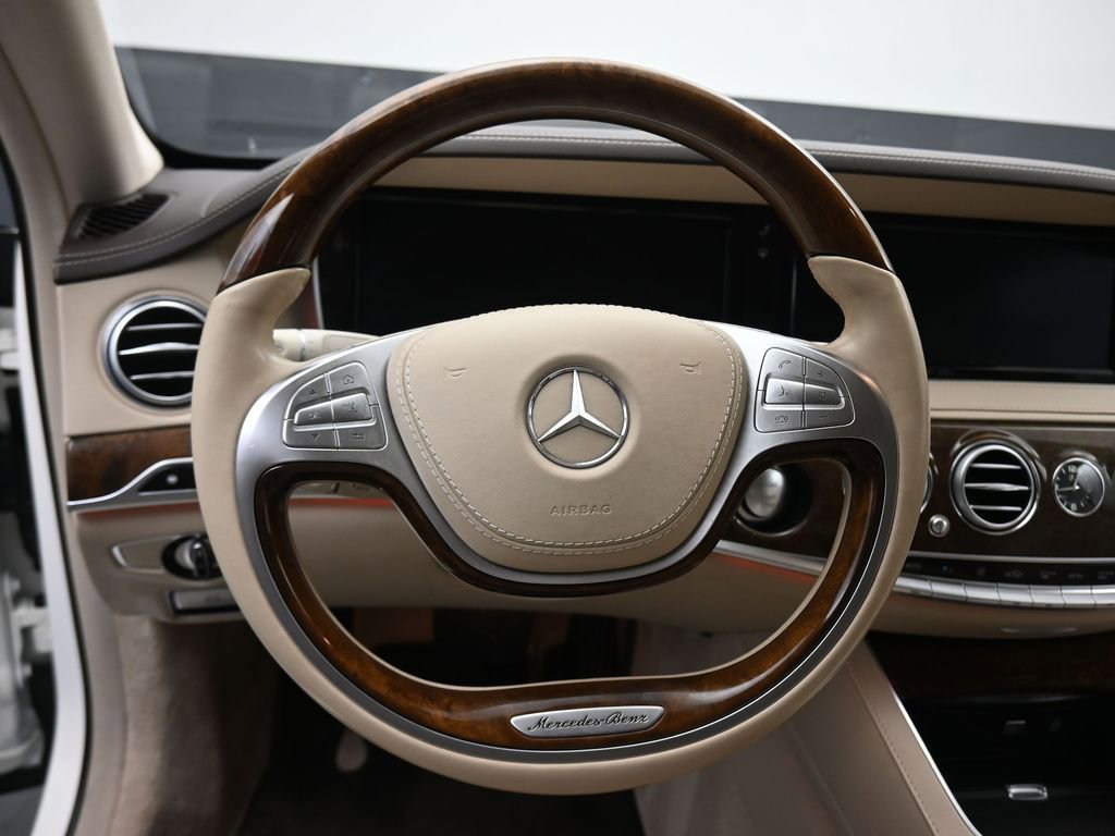 Used 2017 Mercedes-Benz S 550 Sedan w/ Premium Package image 15
